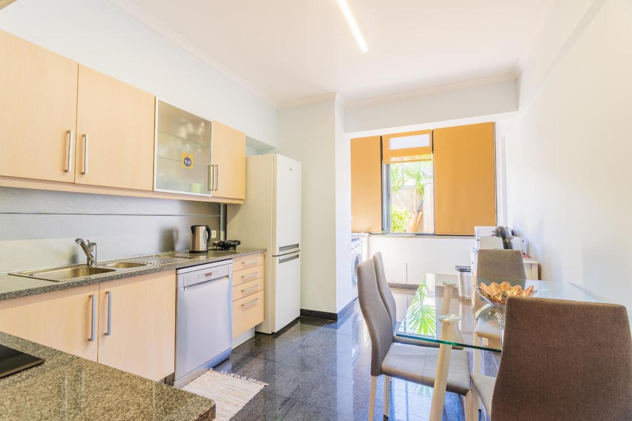 Apartamento Ocean View And Garden In Exclusive Area Funchal (Madeira)